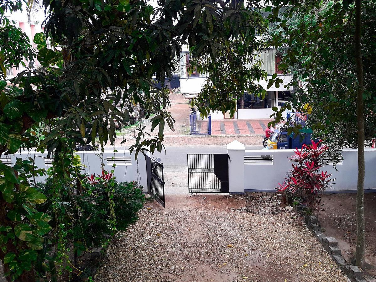 לינה וארוחת בוקר Alappuzha Aham Yoga Nest מראה חיצוני תמונה