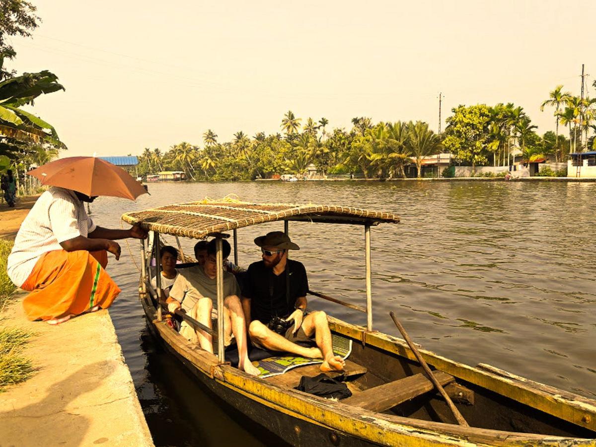 לינה וארוחת בוקר Alappuzha Aham Yoga Nest מראה חיצוני תמונה