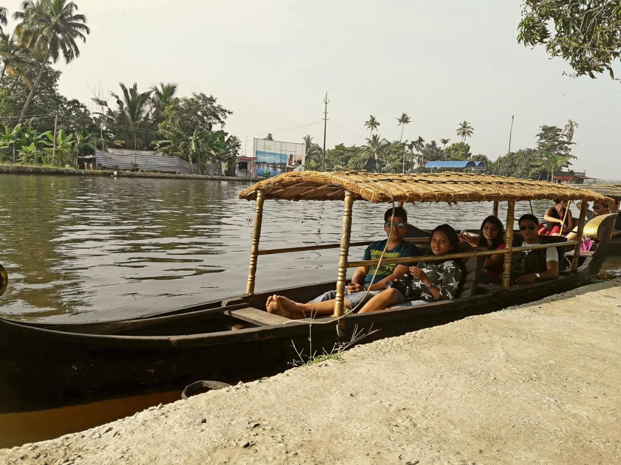 לינה וארוחת בוקר Alappuzha Aham Yoga Nest מראה חיצוני תמונה